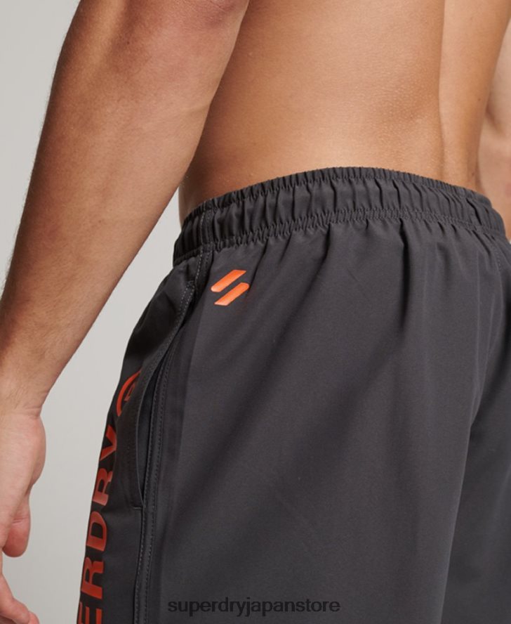 コアスポーツ 17 インチ リサイクル スイムショーツ 男性 Superdry 衣類 濃い灰色 2J62PZ385