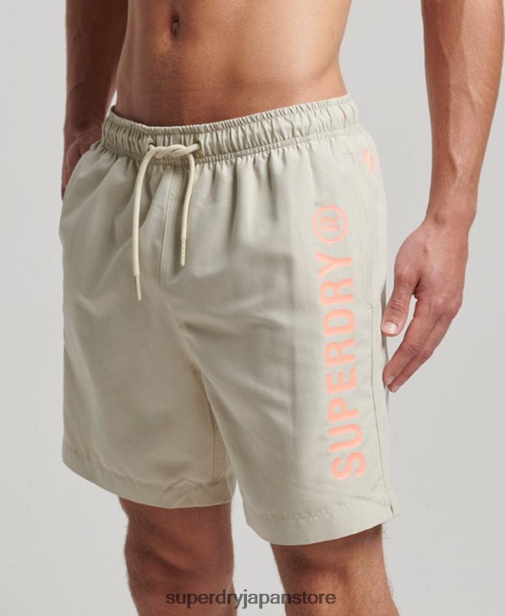コアスポーツ 17 インチ リサイクル スイムショーツ 男性 Superdry 衣類 ベージュ 2J62PZ403