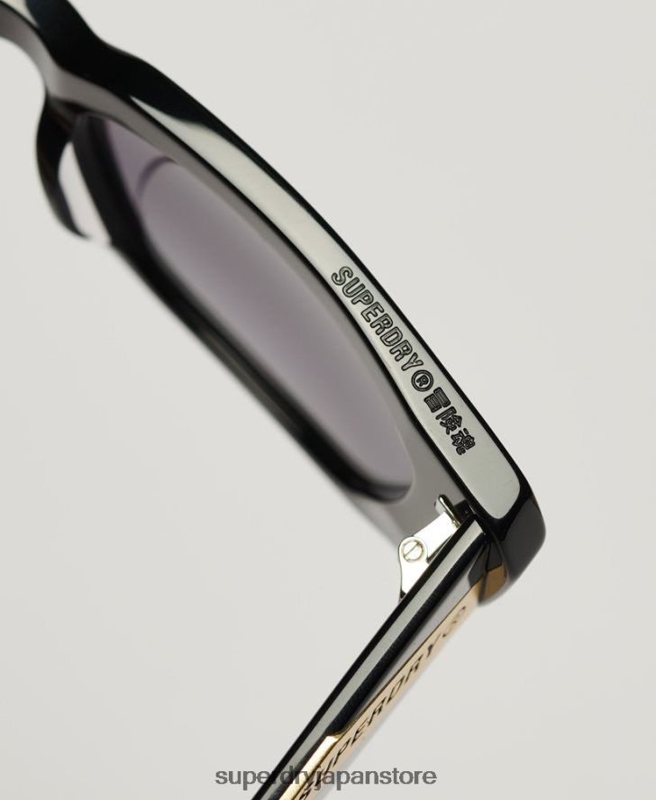 SDR 90s 角張ったサングラス 女性 Superdry アクセサリー 黒 2J62PZ2120