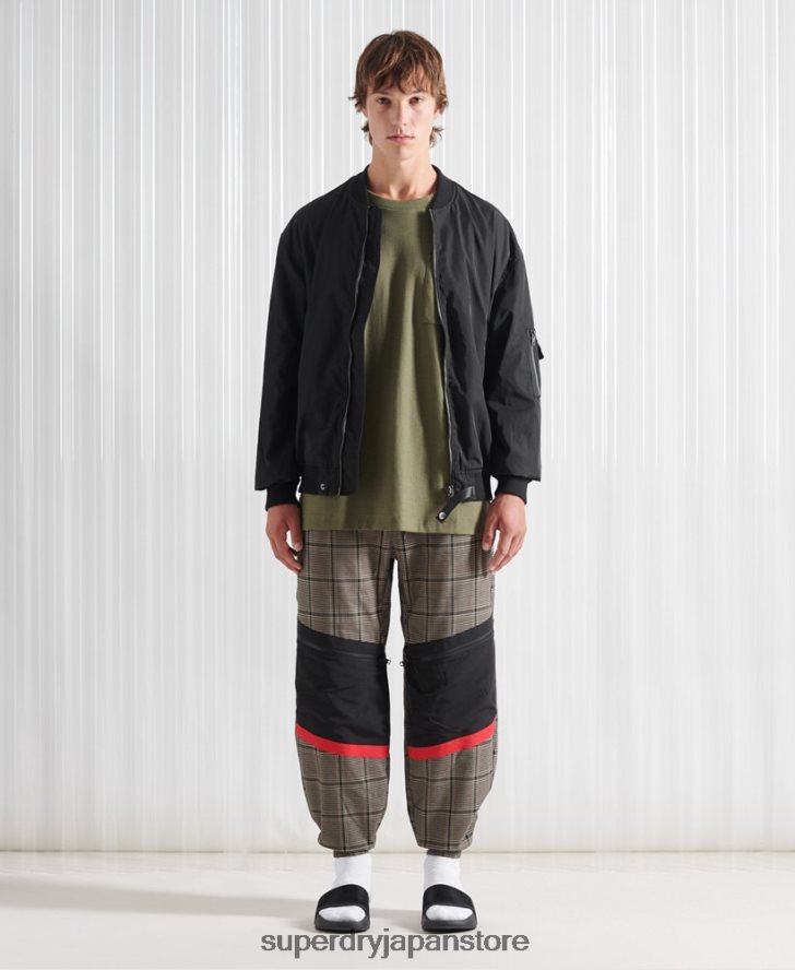 限定版 SDX フューチャー MA1 ジャケット 男性 Superdry 衣類 黒 2J62PZ4790