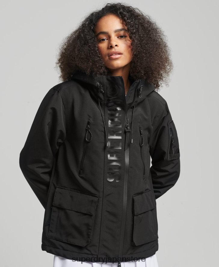 フード付きアルティメット SD ウィンドブレーカー 女性 Superdry 衣類 黒 2J62PZ3806