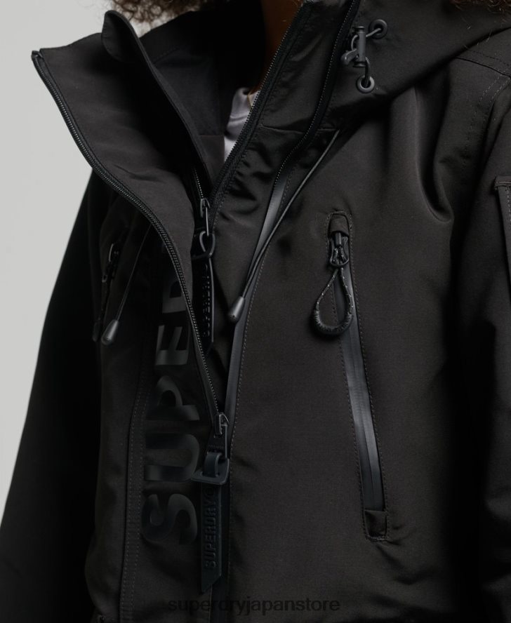 フード付きアルティメット SD ウィンドブレーカー 女性 Superdry 衣類 黒 2J62PZ3806