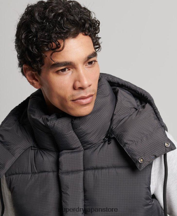 タッチライン パッド入りショートジレ 男性 Superdry 衣類 黒 2J62PZ1032