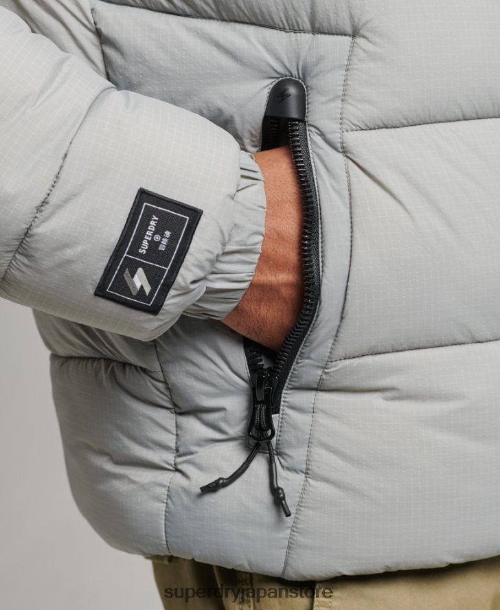 フードなしスポーツダウンジャケット 男性 Superdry 衣類 ライトグレー 2J62PZ1059