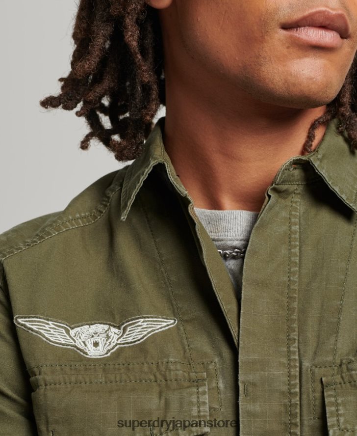 パッチワークのミリタリーシャツ 男性 Superdry 衣類 カーキ 2J62PZ154