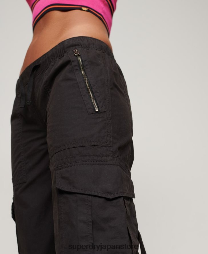 ローライズワイドレッグカーゴパンツ 女性 Superdry 衣類 濃い灰色 2J62PZ1963