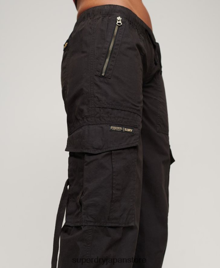 ローライズワイドレッグカーゴパンツ 女性 Superdry 衣類 濃い灰色 2J62PZ1963