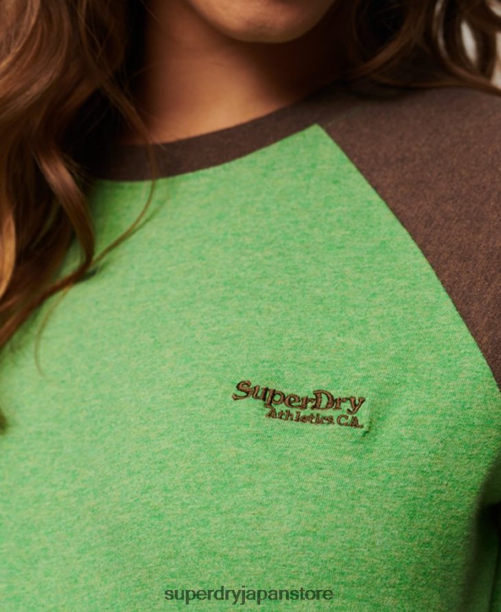 オーガニックコットンのヴィンテージロゴベースボールトップ 女性 Superdry 衣類 緑 2J62PZ2198