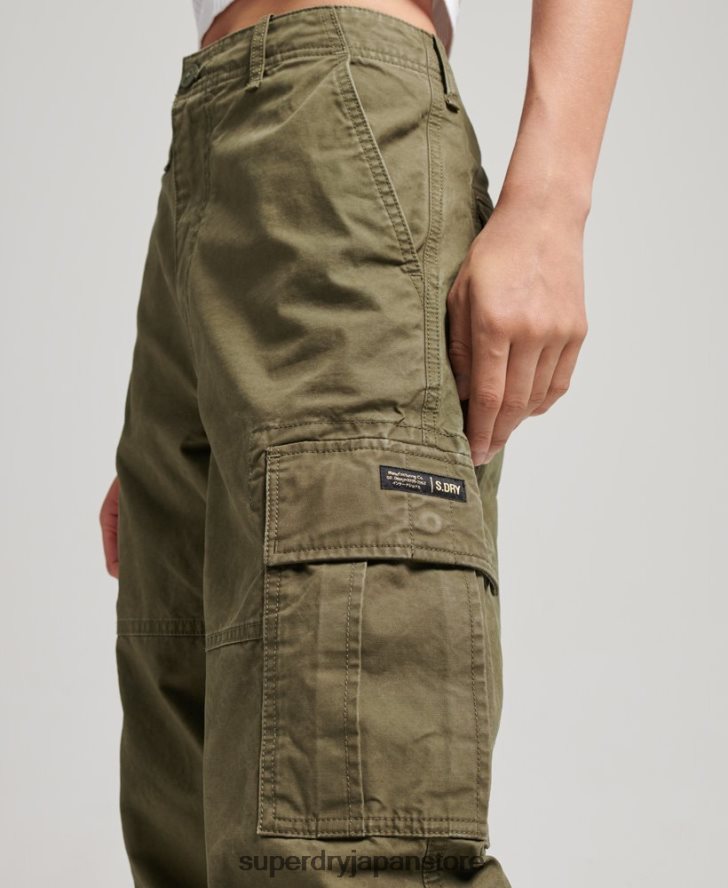 オーガニックコットン バギーカーゴパンツ 女性 Superdry 衣類 カーキ 2J62PZ2562