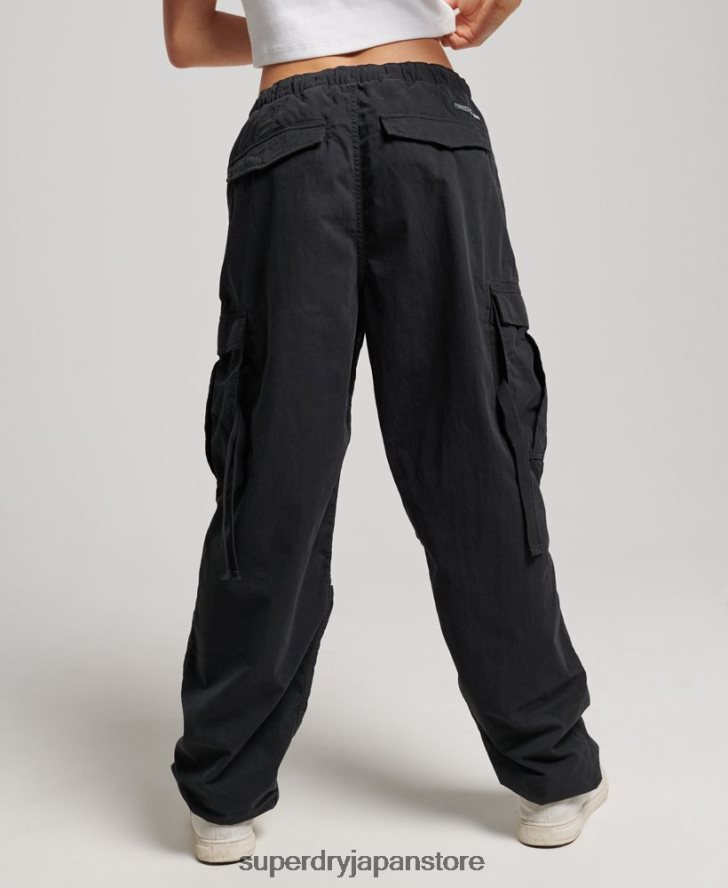 パラシュートグリップパンツ 女性 Superdry 衣類 黒 2J62PZ2567