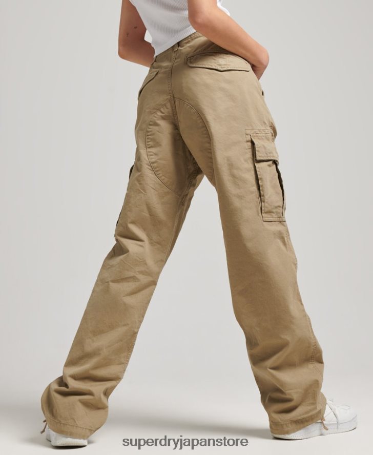 オーガニックコットン バギーカーゴパンツ 女性 Superdry 衣類 ベージュ 2J62PZ2571