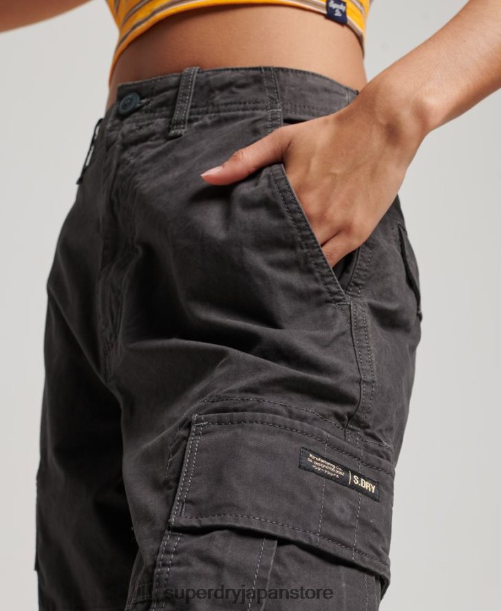 オーガニックコットン バギーカーゴパンツ 女性 Superdry 衣類 濃い灰色 2J62PZ2589