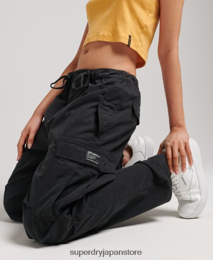 オーガニックコットンパラシュートグリップパンツ 女性 Superdry 衣類 黒 2J62PZ2608