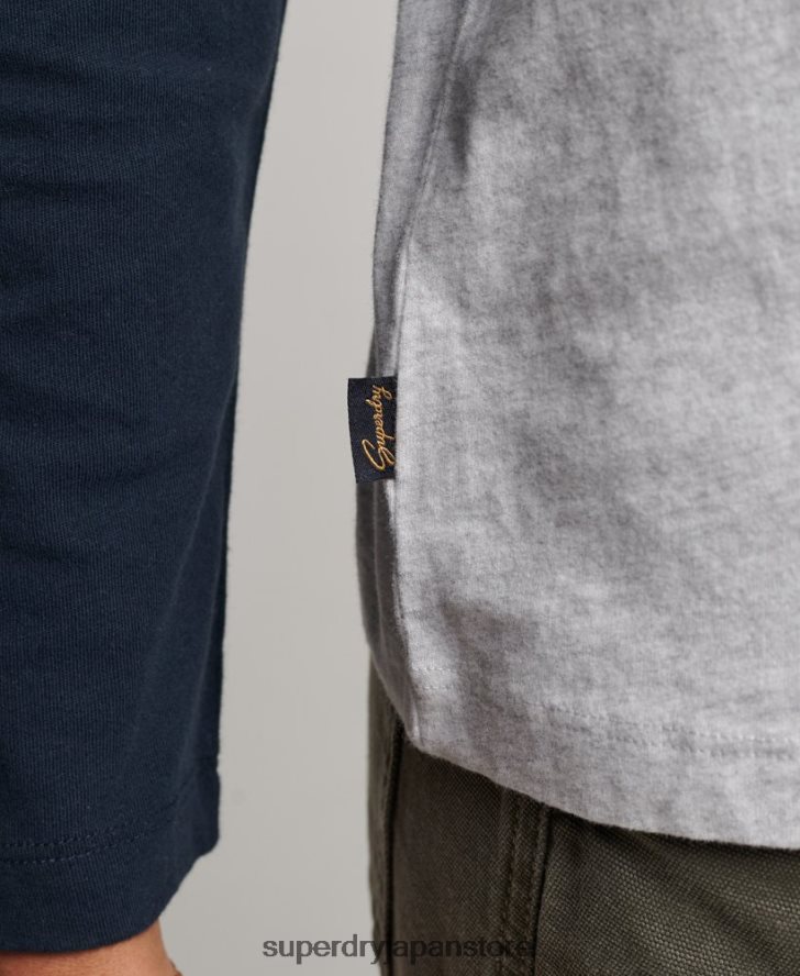 オーガニックコットンのヴィンテージロゴベースボールトップ 女性 Superdry 衣類 グレー 2J62PZ2899