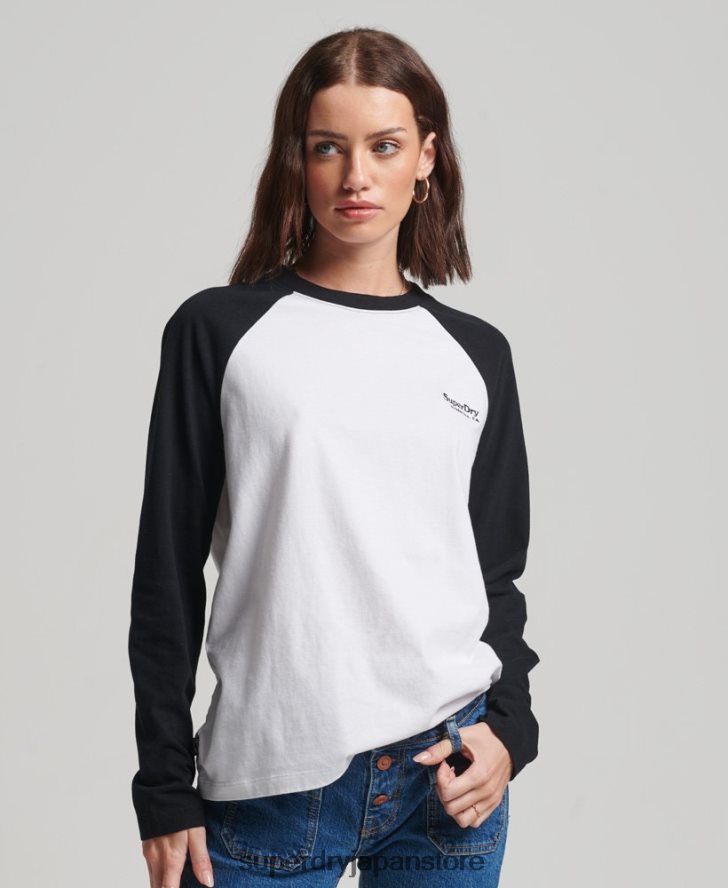 オーガニックコットンのヴィンテージロゴベースボールトップ 女性 Superdry 衣類 白 2J62PZ2974