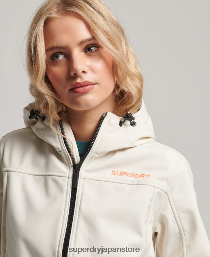 コードトレッカー フード付きソフトシェルジャケット 女性 Superdry 衣類 クリーム 2J62PZ3515