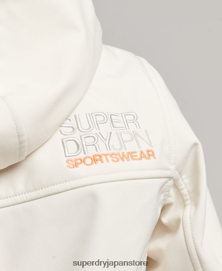 コードトレッカー フード付きソフトシェルジャケット 女性 Superdry 衣類 クリーム 2J62PZ3515