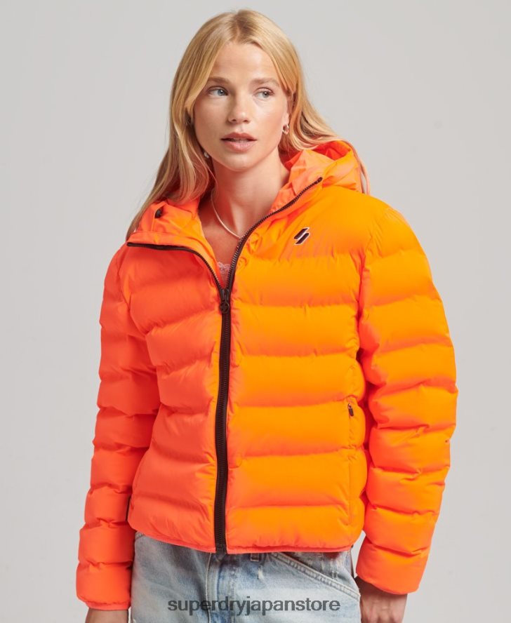 オールシーズン対応の中綿ジャケット 女性 Superdry 衣類 コーラル 2J62PZ3635