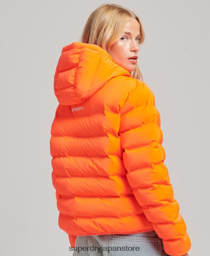 オールシーズン対応の中綿ジャケット 女性 Superdry 衣類 コーラル 2J62PZ3635