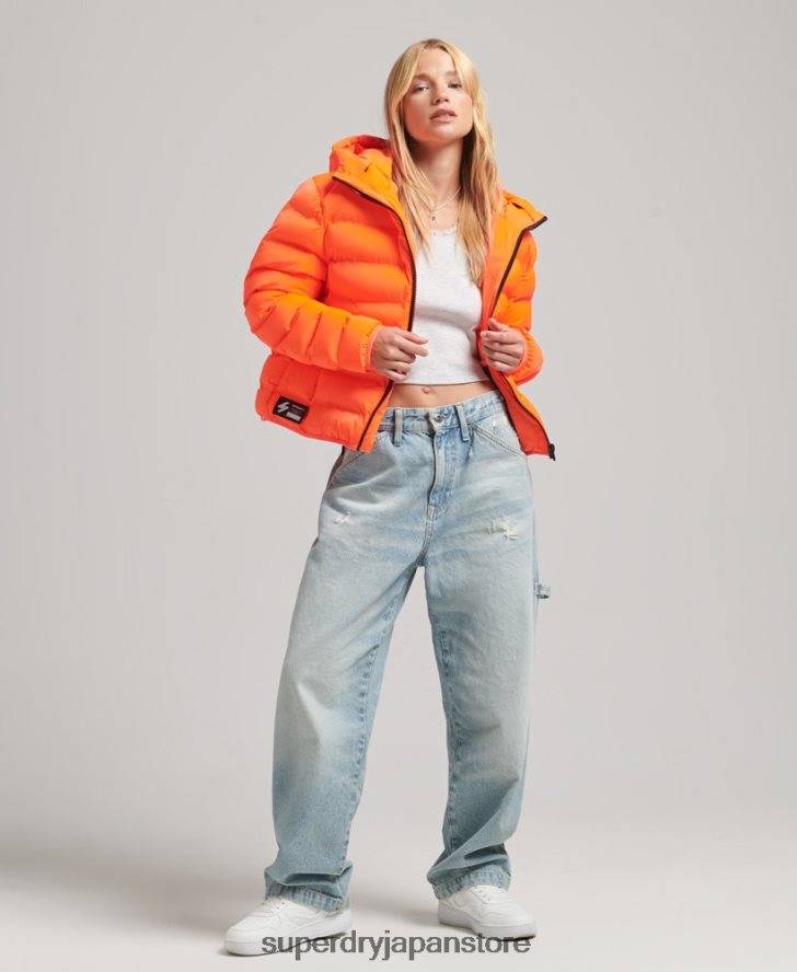 オールシーズン対応の中綿ジャケット 女性 Superdry 衣類 コーラル 2J62PZ3635