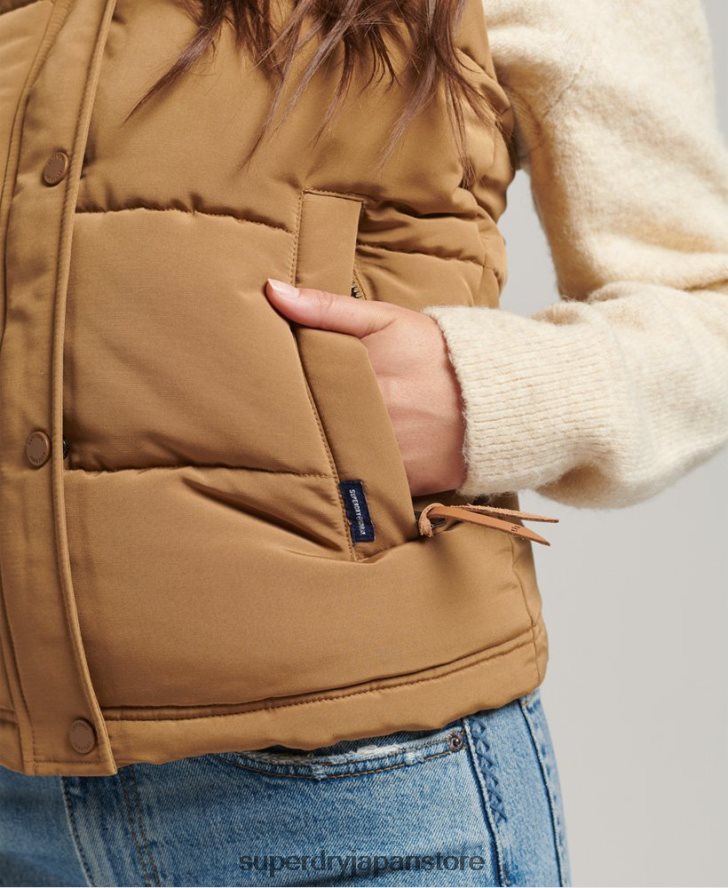 エベレスト フェイクファージレ 女性 Superdry 衣類 茶色 2J62PZ3678