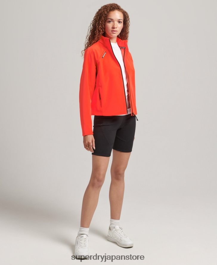 ハイテクソフトシェルトラックジャケット 女性 Superdry 衣類 コーラル 2J62PZ3703