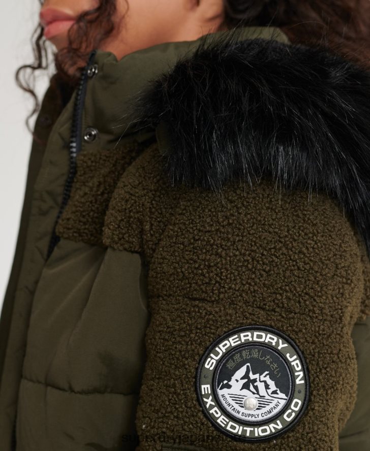 エラ シェルパ ボンバー ジャケット 女性 Superdry 衣類 カーキ 2J62PZ3855