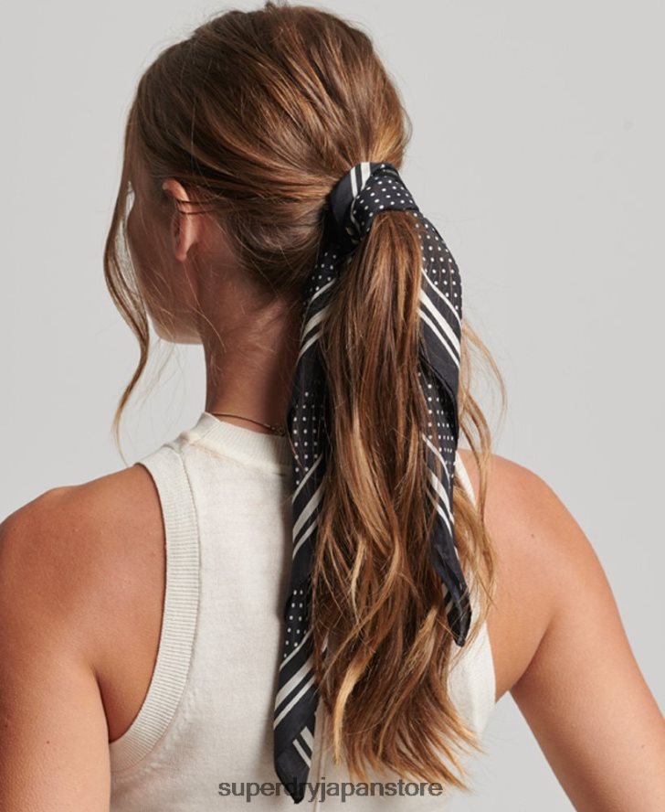 プリントスクエアシルクスカーフ 女性 Superdry アクセサリー 黒 2J62PZ4212