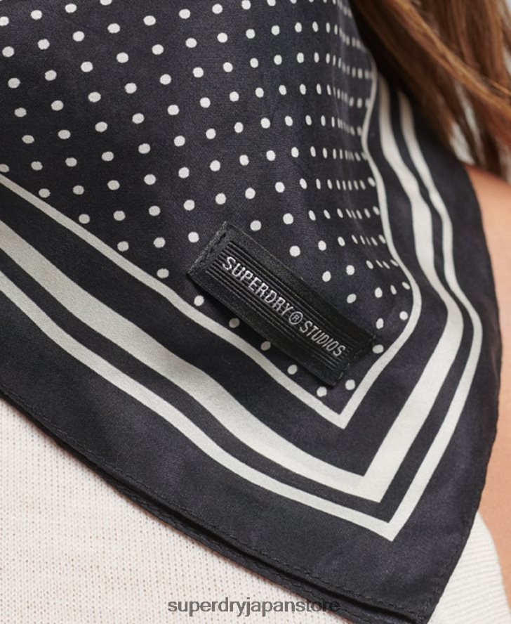 プリントスクエアシルクスカーフ 女性 Superdry アクセサリー 黒 2J62PZ4212
