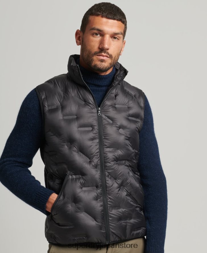 軽量パッド入りショートジレ 男性 Superdry 衣類 黒 2J62PZ4476