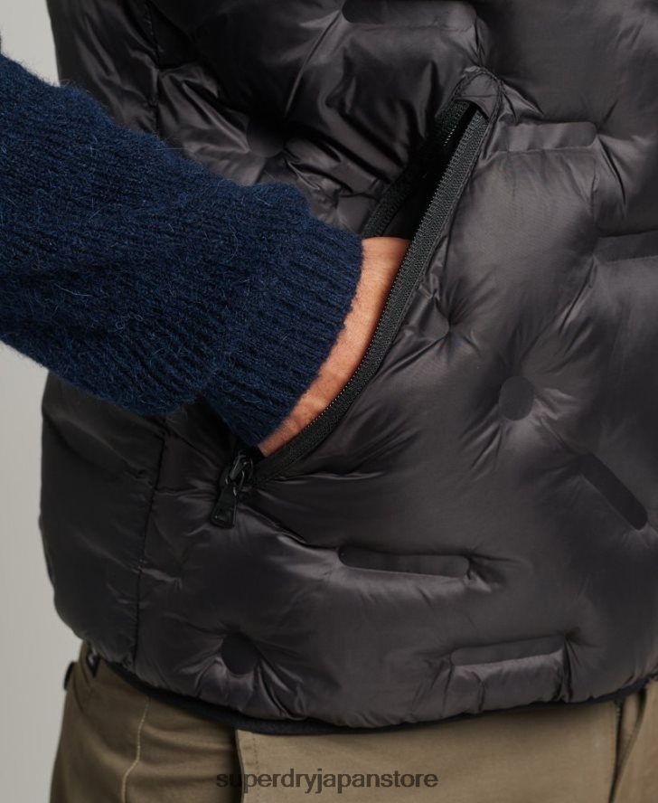 軽量パッド入りショートジレ 男性 Superdry 衣類 黒 2J62PZ4476
