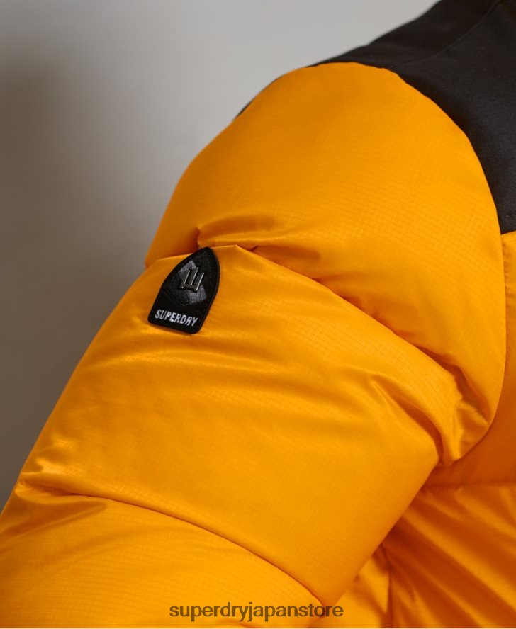 スポーツスタイルのコードダウンパファージャケット 男性 Superdry 衣類 黄色 2J62PZ4507