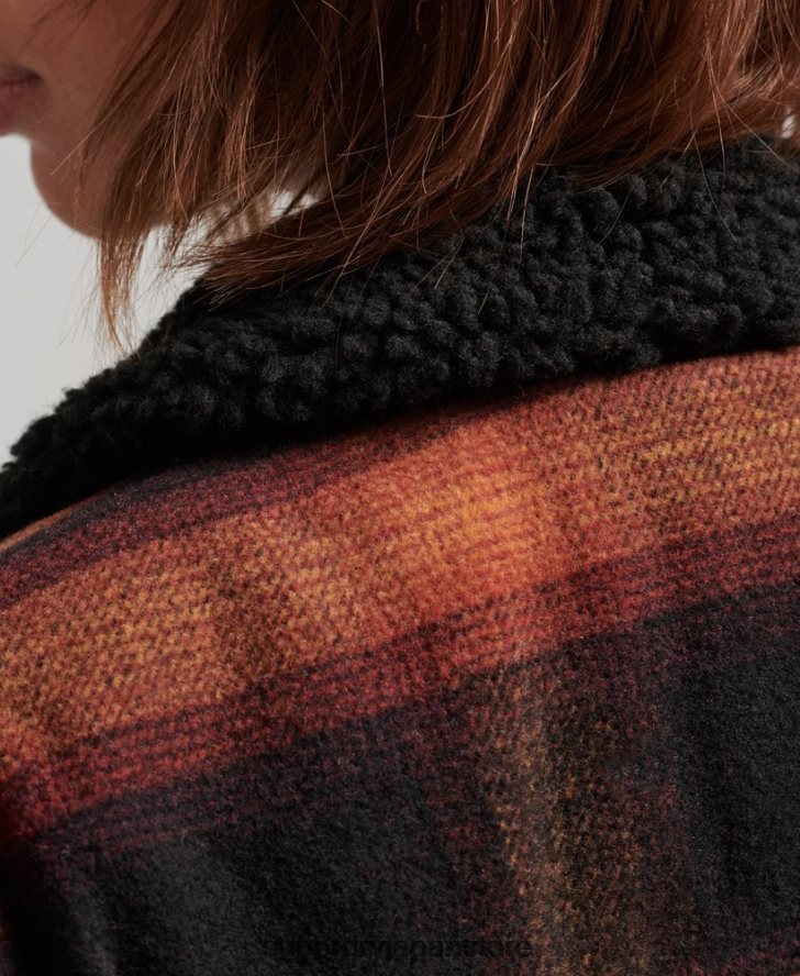 オーバーサイズ ウール シェルパ トラッカー ジャケット 女性 Superdry 衣類 赤 2J62PZ5434