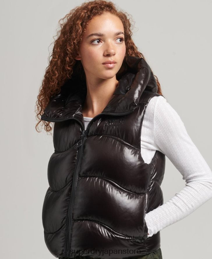 シャインキルト クロップドパッド入りジレ 女性 Superdry 衣類 黒 2J62PZ5476