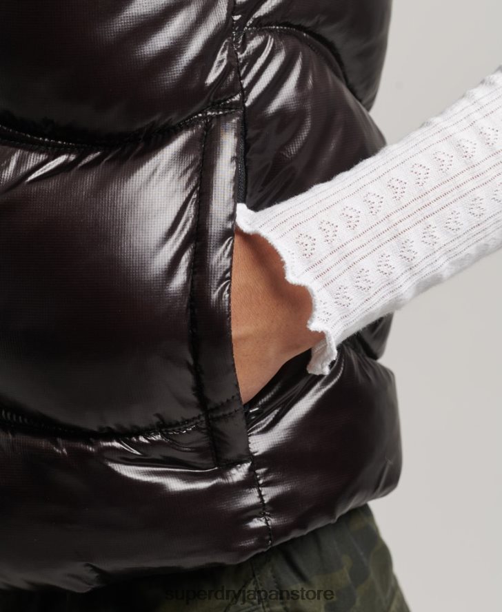 シャインキルト クロップドパッド入りジレ 女性 Superdry 衣類 黒 2J62PZ5476