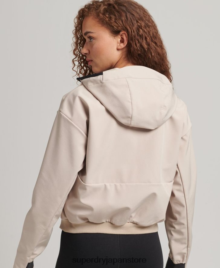 テッククロップソフトシェルジャケット 女性 Superdry 衣類 ベージュ 2J62PZ5521