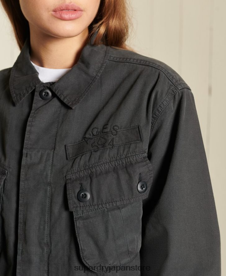 オーバーサイズのコンバットジャケット 女性 Superdry 衣類 濃い灰色 2J62PZ5567
