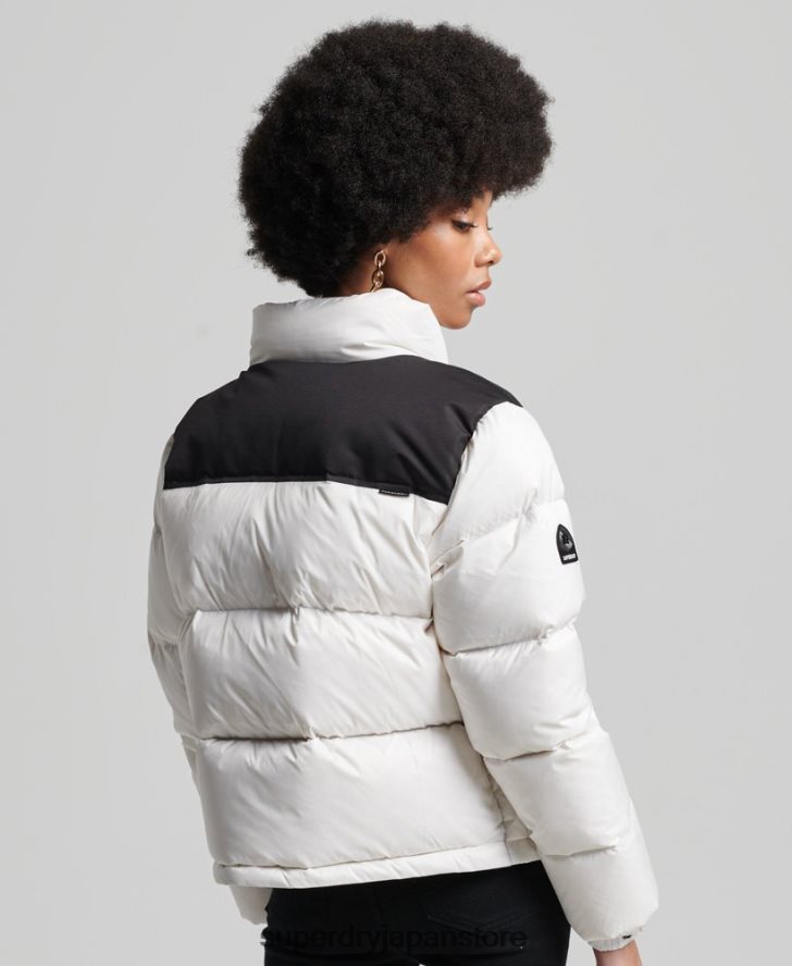 スポーツスタイルのコードパファージャケット 女性 Superdry 衣類 白 2J62PZ5579