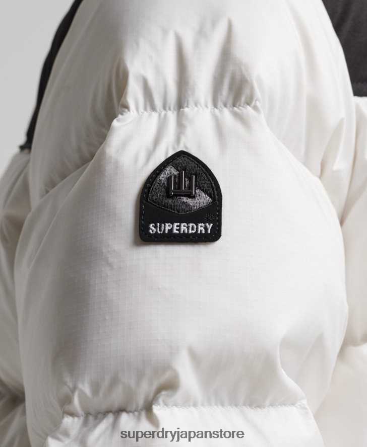 スポーツスタイルのコードパファージャケット 女性 Superdry 衣類 白 2J62PZ5579