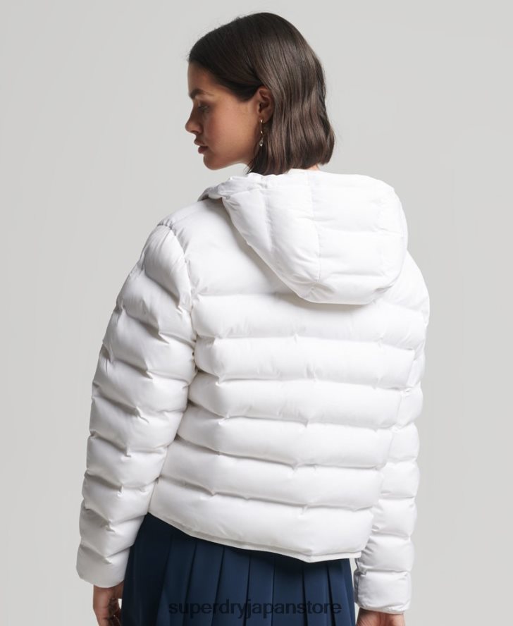 オールシーズン対応の中綿ジャケット 女性 Superdry 衣類 白 2J62PZ5603