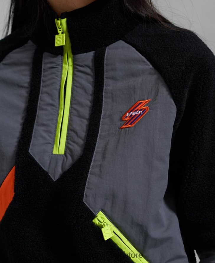 スポーツスタイルのエネルギーファンネルスウェットシャツ 女性 Superdry 衣類 黒 2J62PZ6150