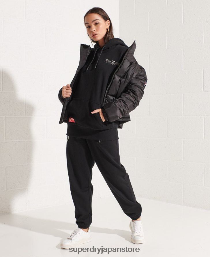 カレッジグラフィック クロップパーカー 女性 Superdry 衣類 黒 2J62PZ6173