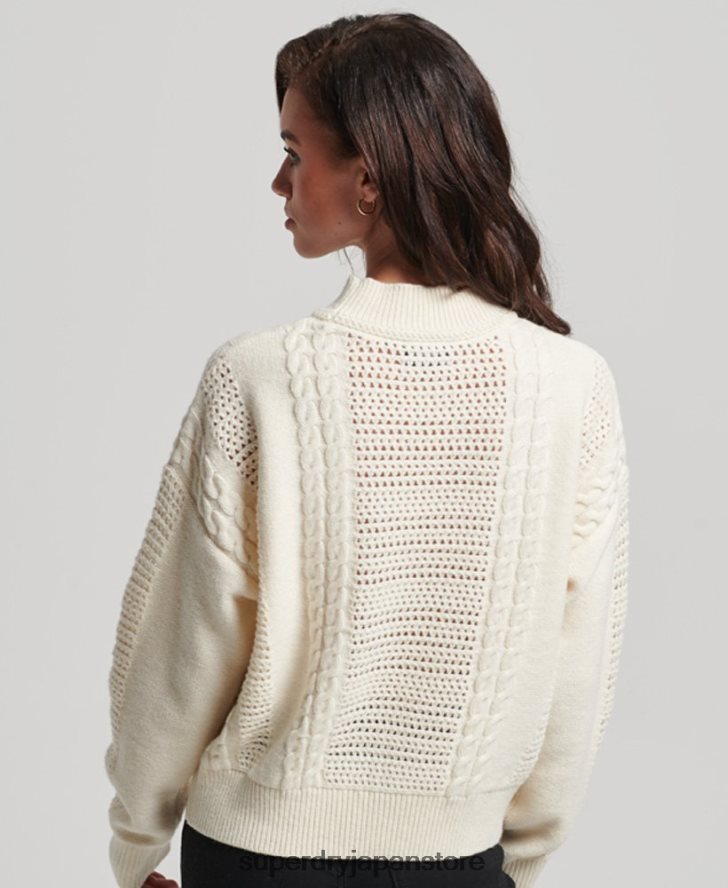クルーネックケーブルニットセーター 女性 Superdry 衣類 白 2J62PZ6535
