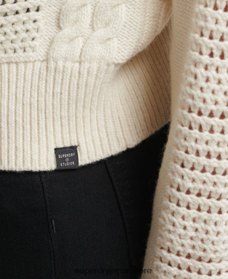 クルーネックケーブルニットセーター 女性 Superdry 衣類 白 2J62PZ6535