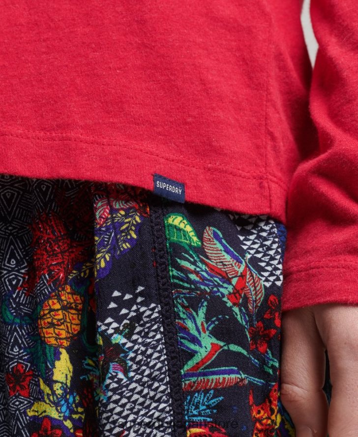 オーガニックコットンのヴィンテージロゴ刺繍トップス 女性 Superdry 衣類 赤 2J62PZ6694