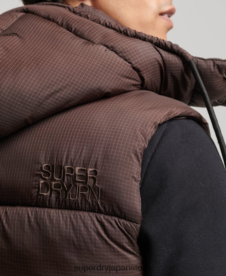 タッチライン パッド入りショートジレ 男性 Superdry 衣類 茶色 2J62PZ958