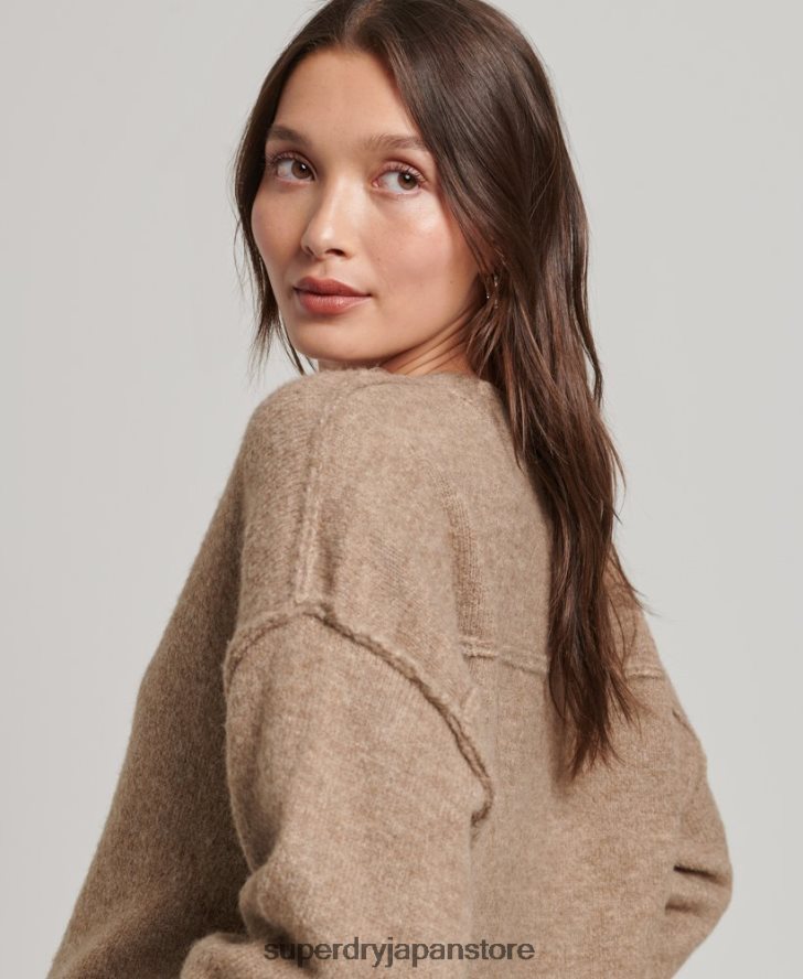 オーバーサイズ V ネック セーター 女性 Superdry 衣類 ベージュ 2J62PZ3958