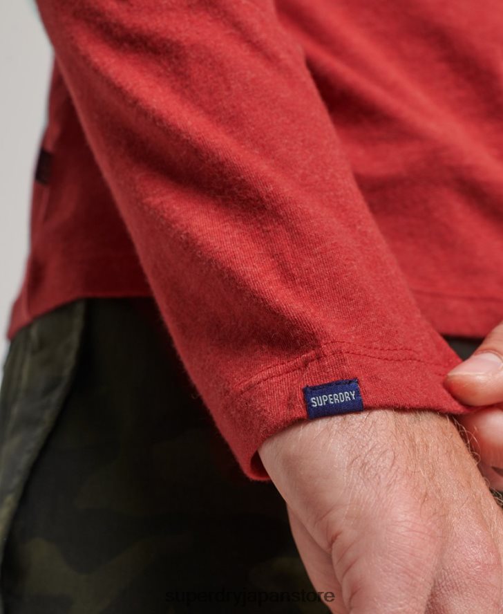 オーガニックコットンのヴィンテージロゴ刺繍トップス 男性 Superdry 衣類 赤 2J62PZ1515