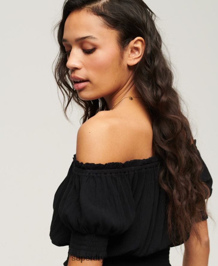 スモッキング半袖クロップトップ 女性 Superdry 衣類 黒 2J62PZ2870