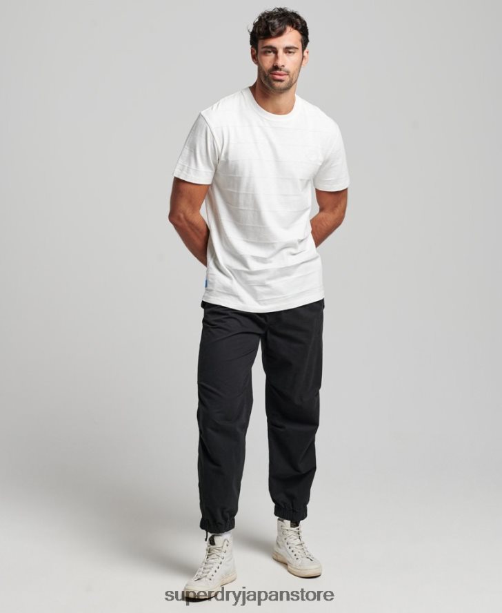 オーガニックコットンのヴィンテージテクスチャーTシャツ 男性 Superdry 衣類 白 2J62PZ10
